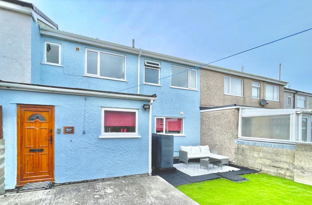 Cae Glas Apartments Holyhead Exteriör bild