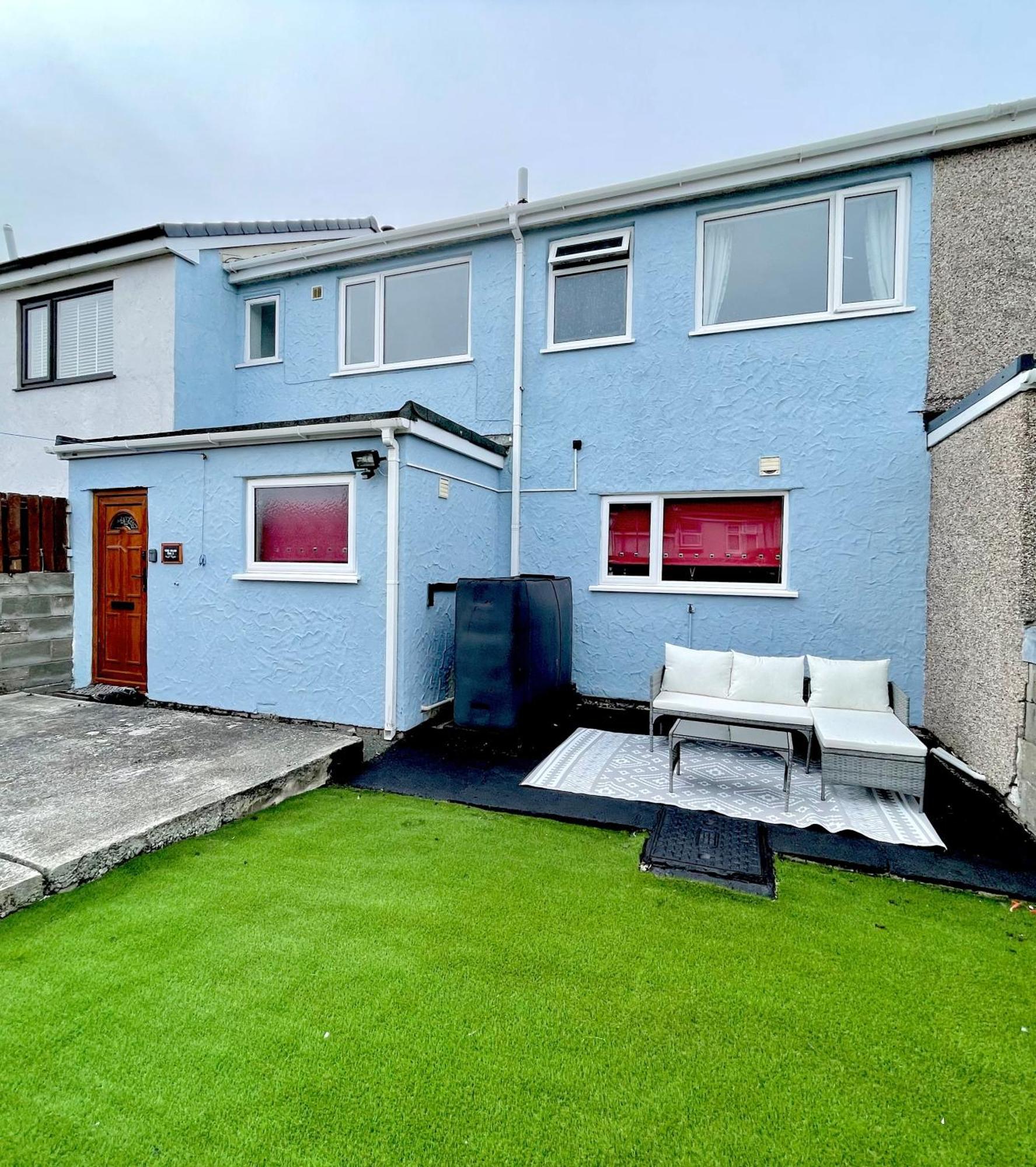 Cae Glas Apartments Holyhead Exteriör bild
