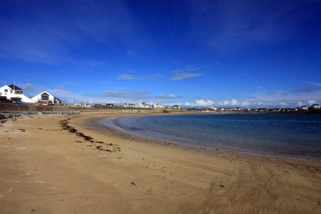 Cae Glas Apartments Holyhead Exteriör bild
